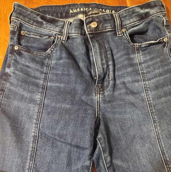 American Eagle Outfitters Dark Blue Flare Jeans - Picture 3 of 6